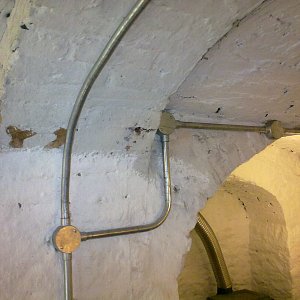 galvanised-steel-conduit-installations